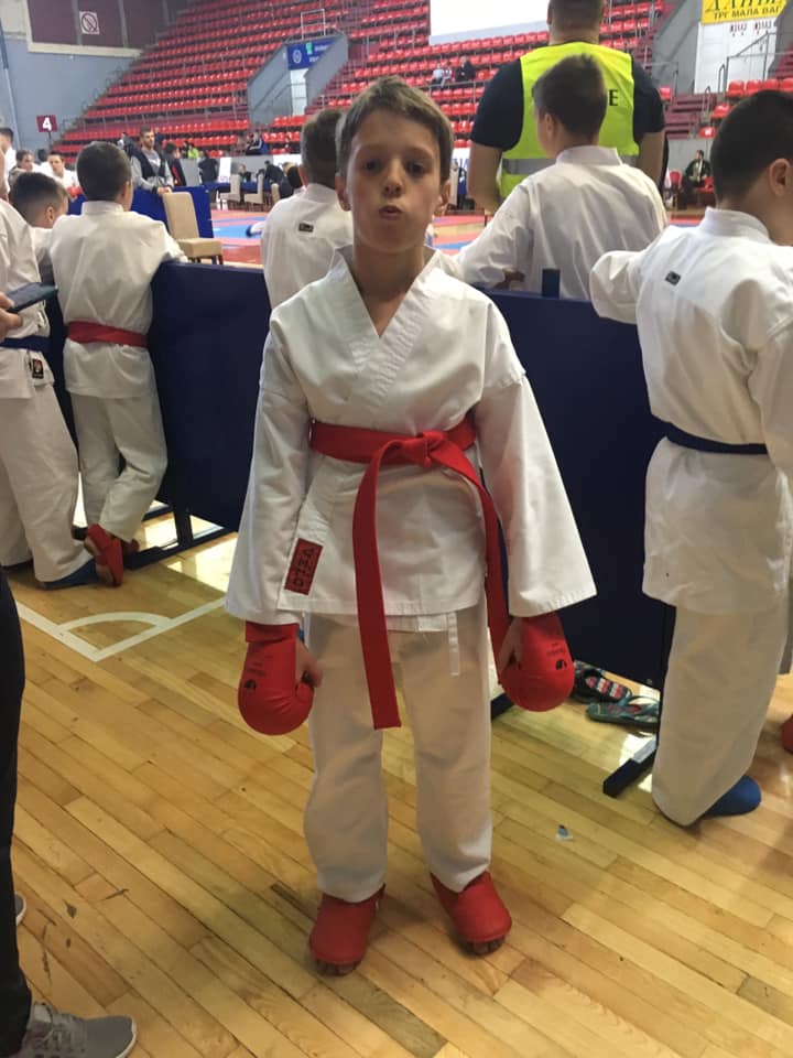 55686801_2226499804267743_6766573816383537152_n